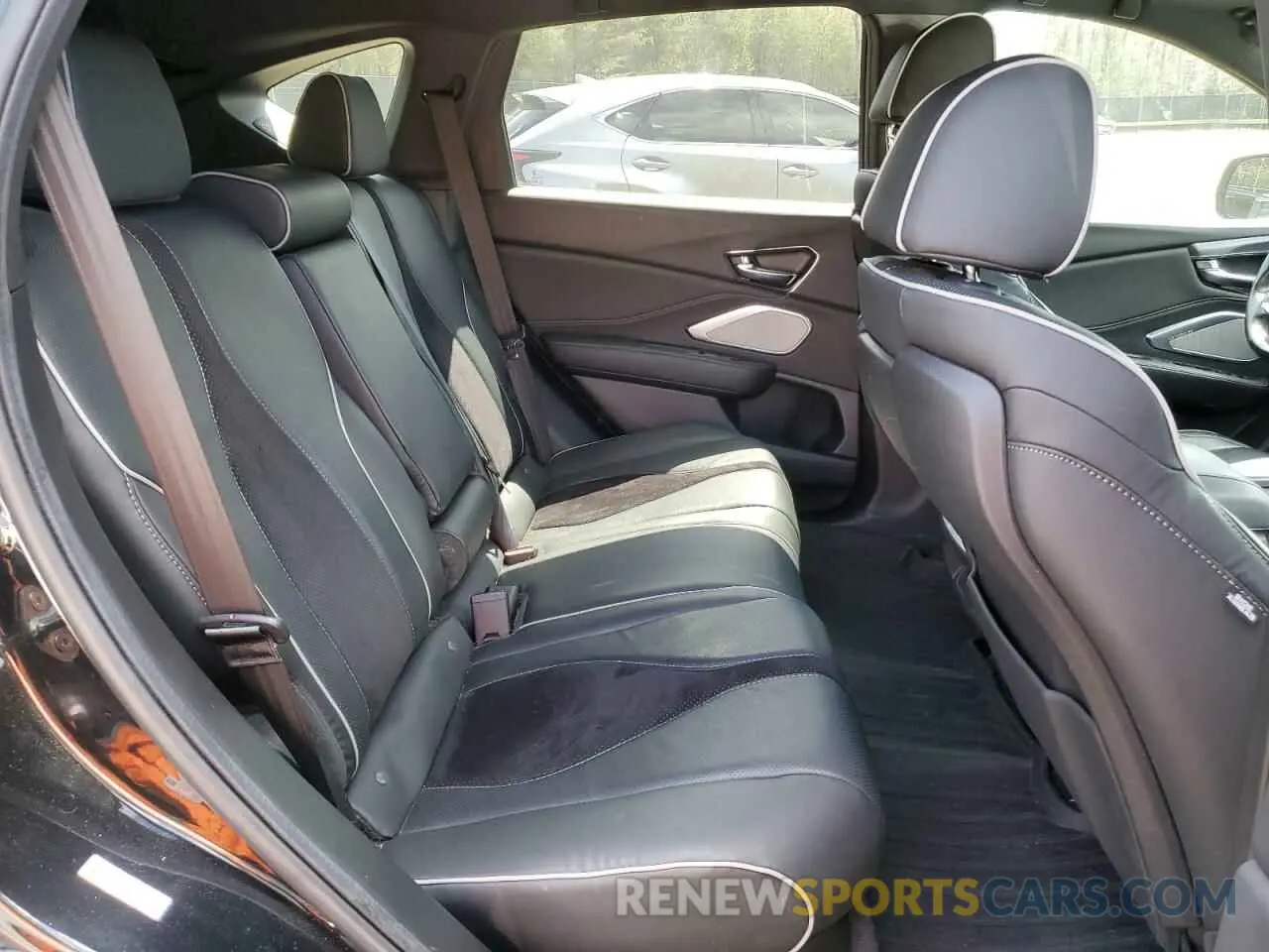 12 Photograph of a damaged car 5J8TC2H61LL018469 ACURA RDX 2020