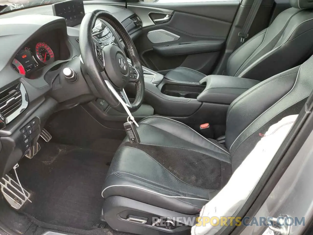 7 Photograph of a damaged car 5J8TC2H64LL809420 ACURA RDX 2020