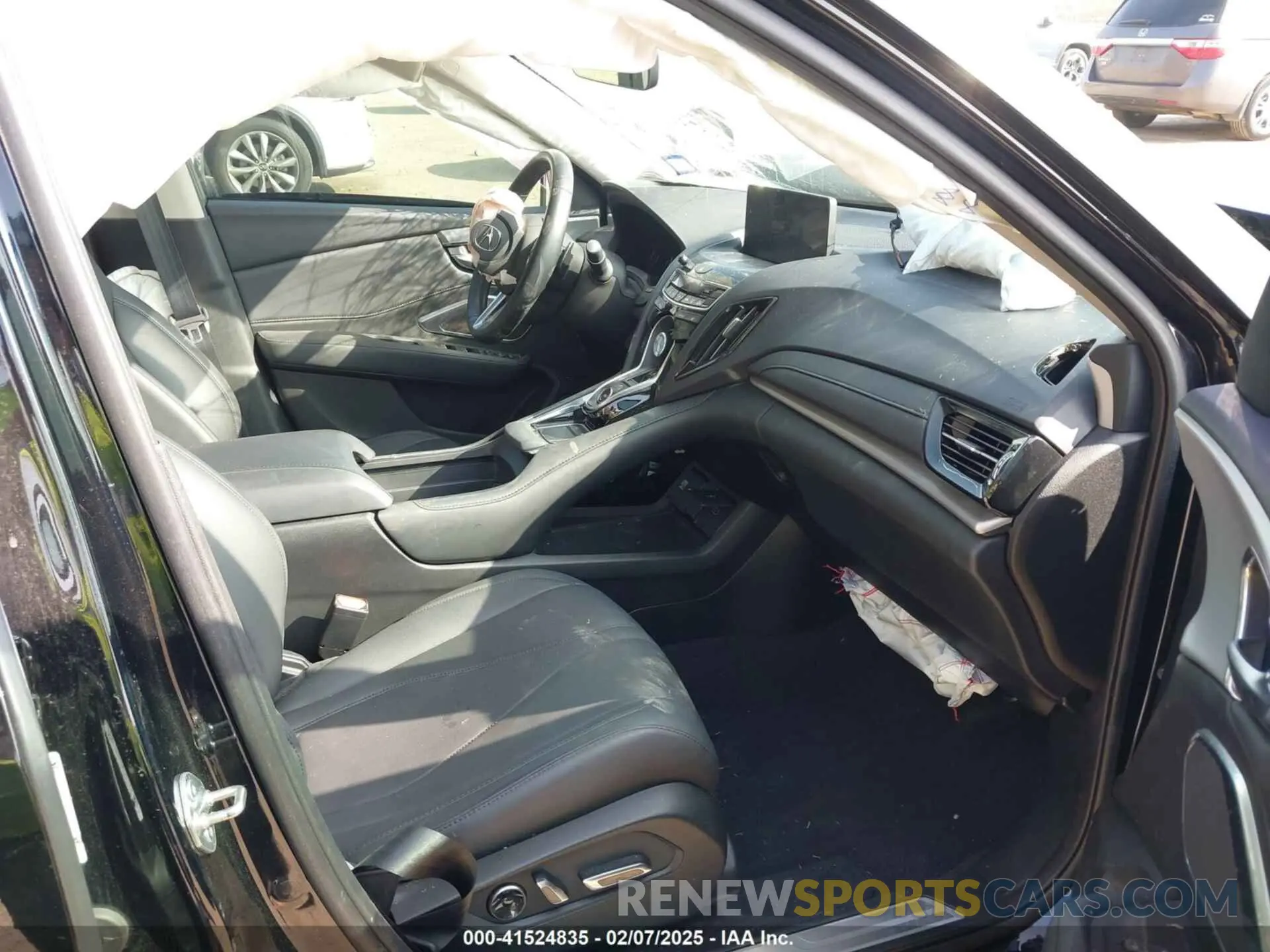 5 Photograph of a damaged car 5J8TC1H30ML005892 ACURA RDX 2021