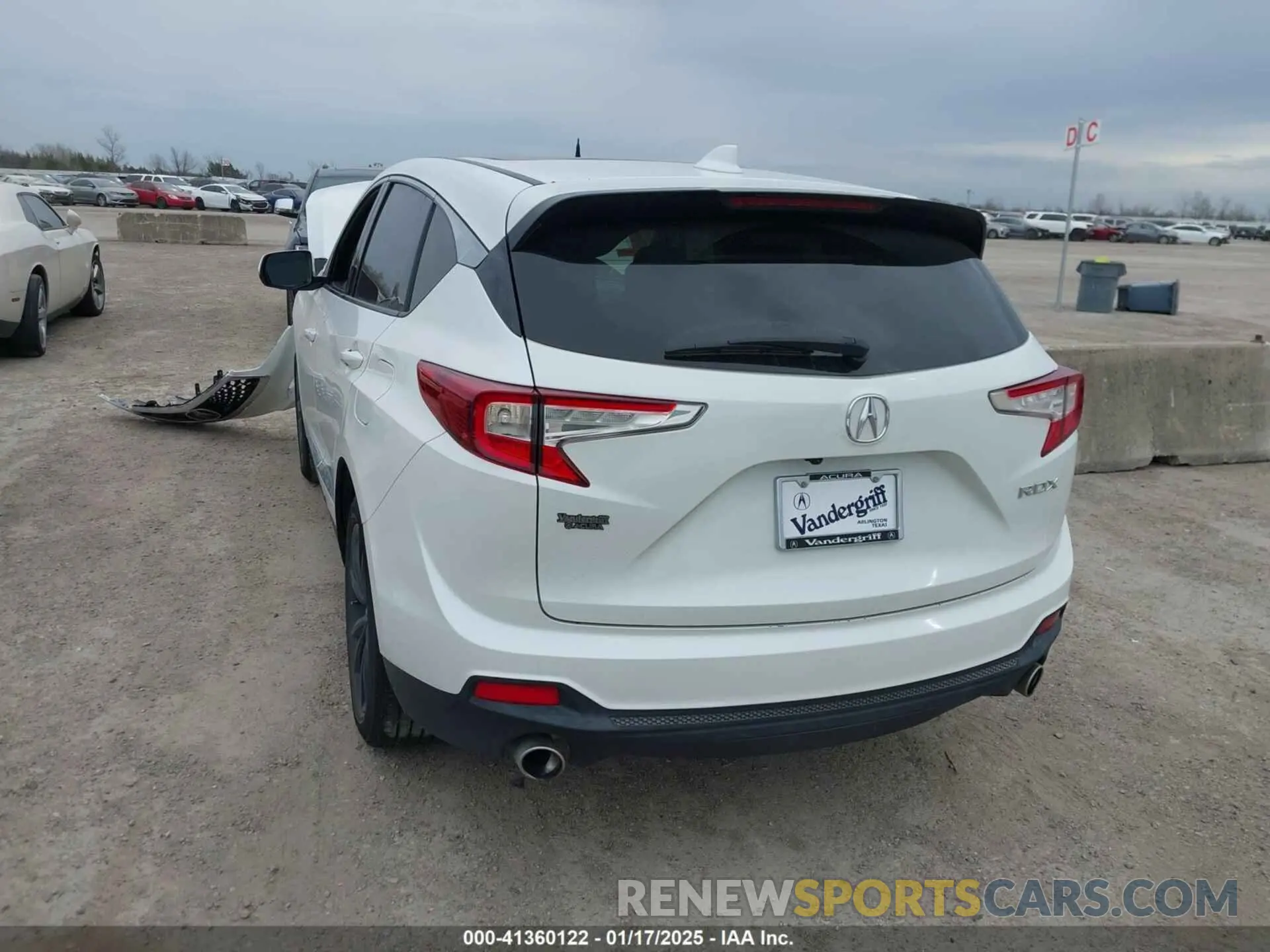 17 Photograph of a damaged car 5J8TC1H32ML013671 ACURA RDX 2021