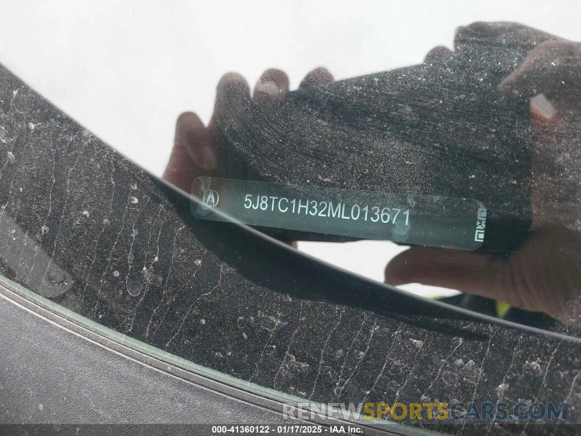 9 Photograph of a damaged car 5J8TC1H32ML013671 ACURA RDX 2021