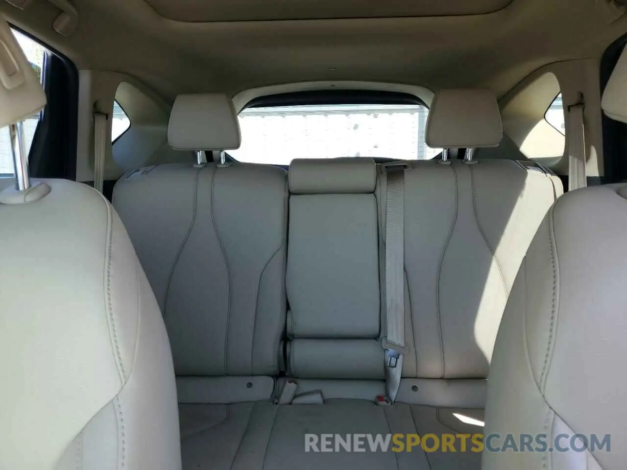 10 Фотография поврежденного автомобиля 5J8TC1H33ML005949 ACURA RDX 2021