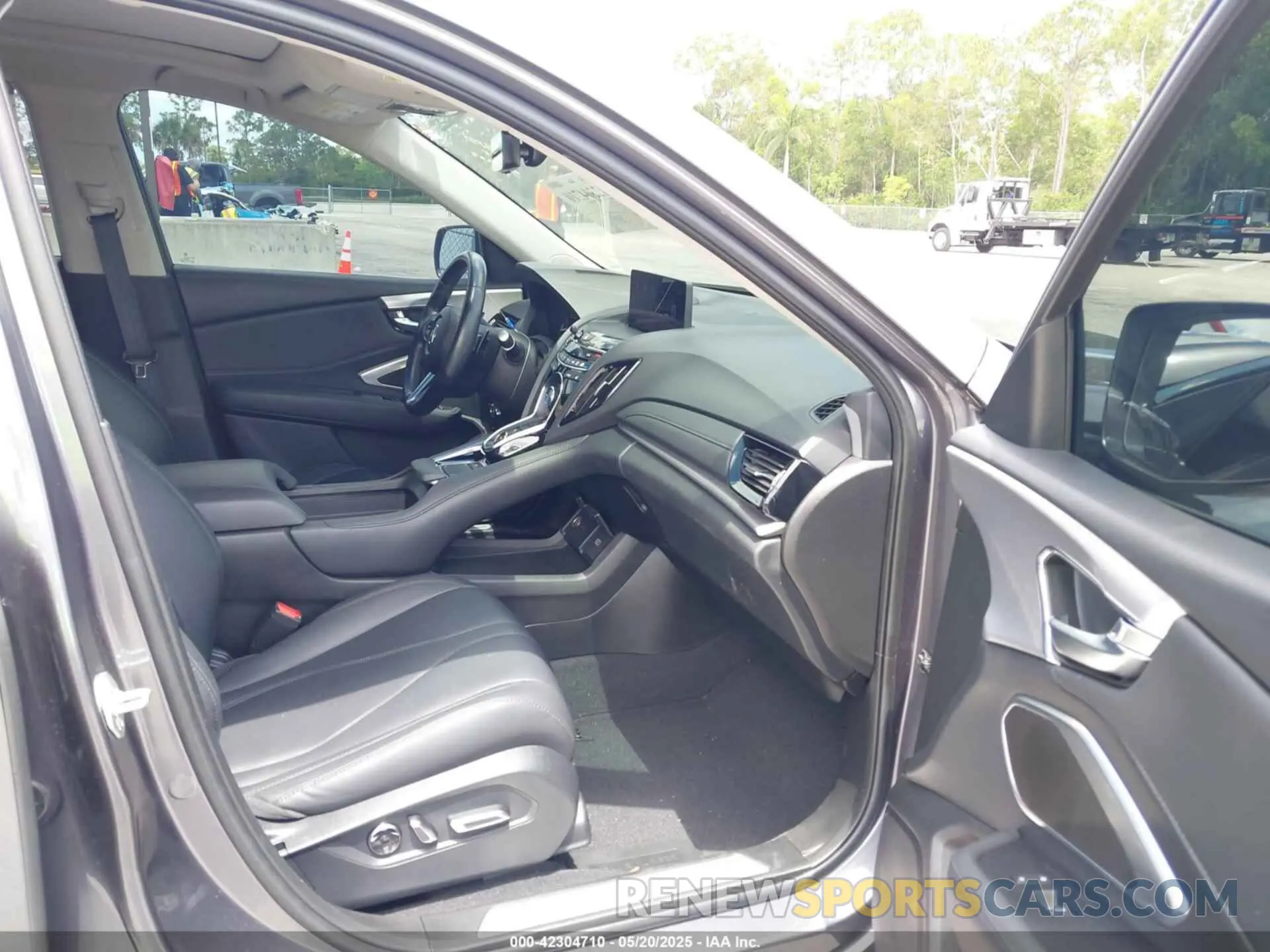 5 Фотография поврежденного автомобиля 5J8TC1H33ML016658 ACURA RDX 2021