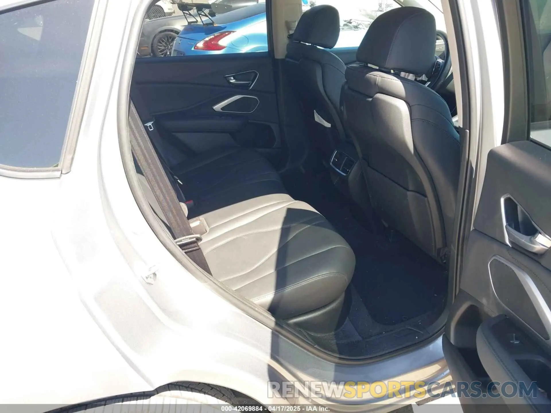 8 Фотография поврежденного автомобиля 5J8TC1H37ML005761 ACURA RDX 2021