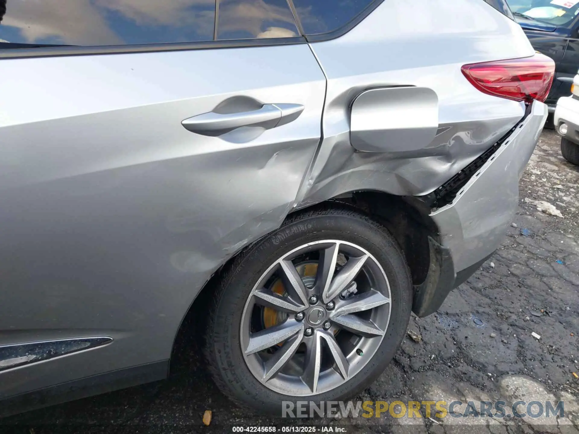 6 Photograph of a damaged car 5J8TC1H50ML010690 ACURA RDX 2021