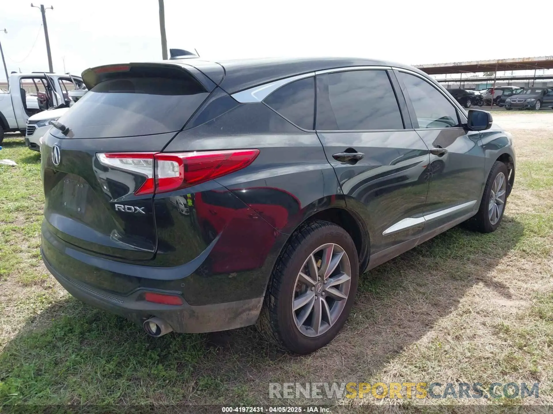4 Фотография поврежденного автомобиля 5J8TC1H53ML001319 ACURA RDX 2021