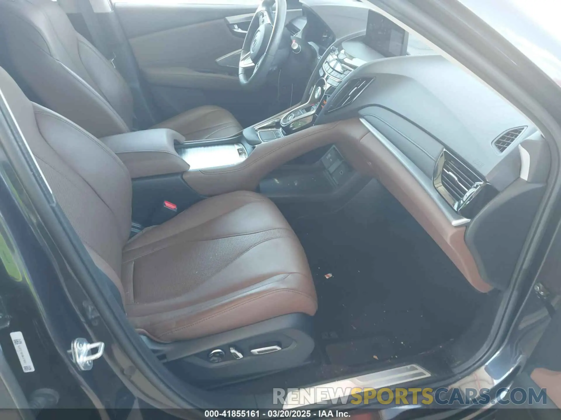 5 Photograph of a damaged car 5J8TC1H54ML016041 ACURA RDX 2021