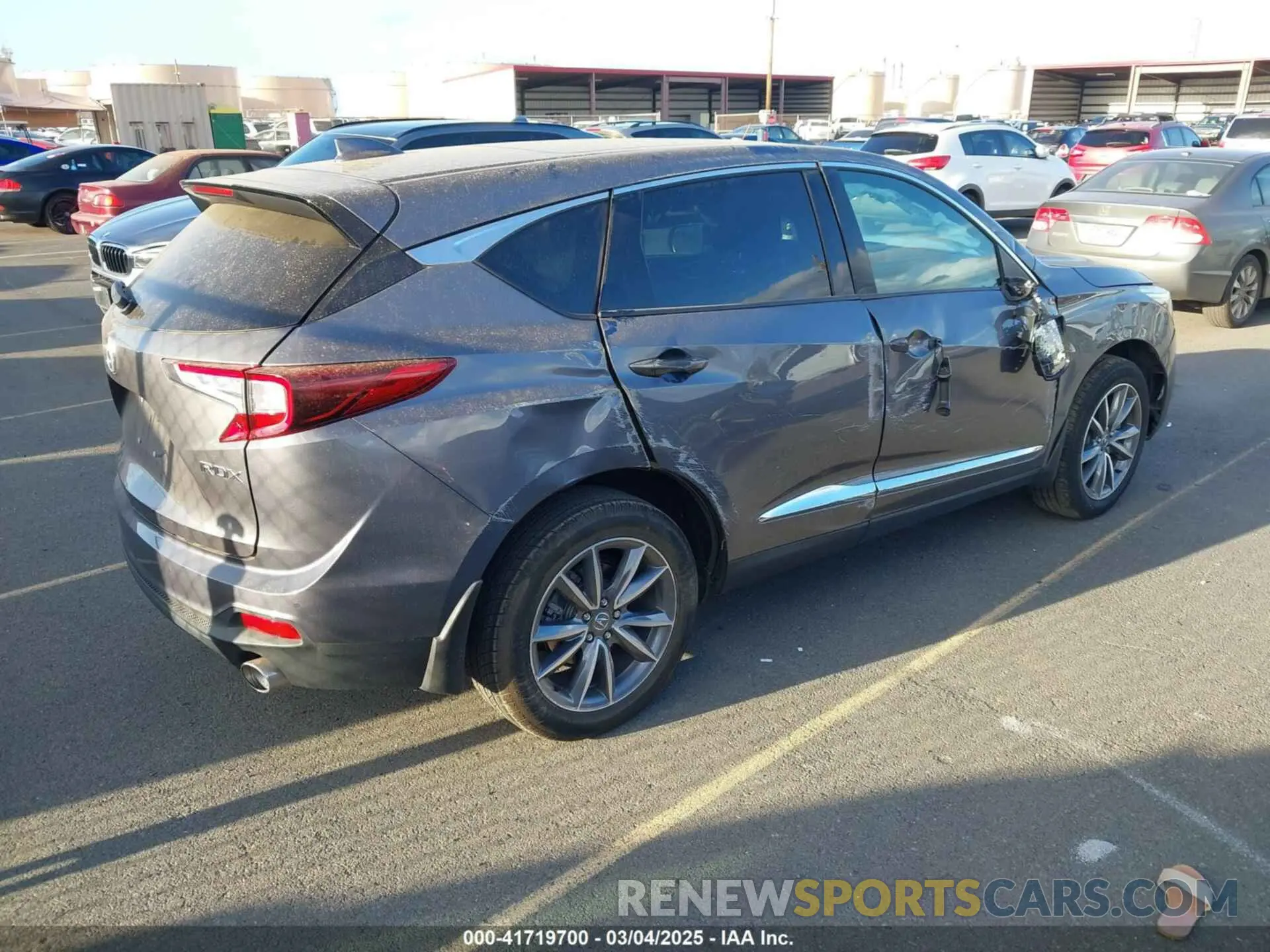 4 Photograph of a damaged car 5J8TC1H55ML018431 ACURA RDX 2021