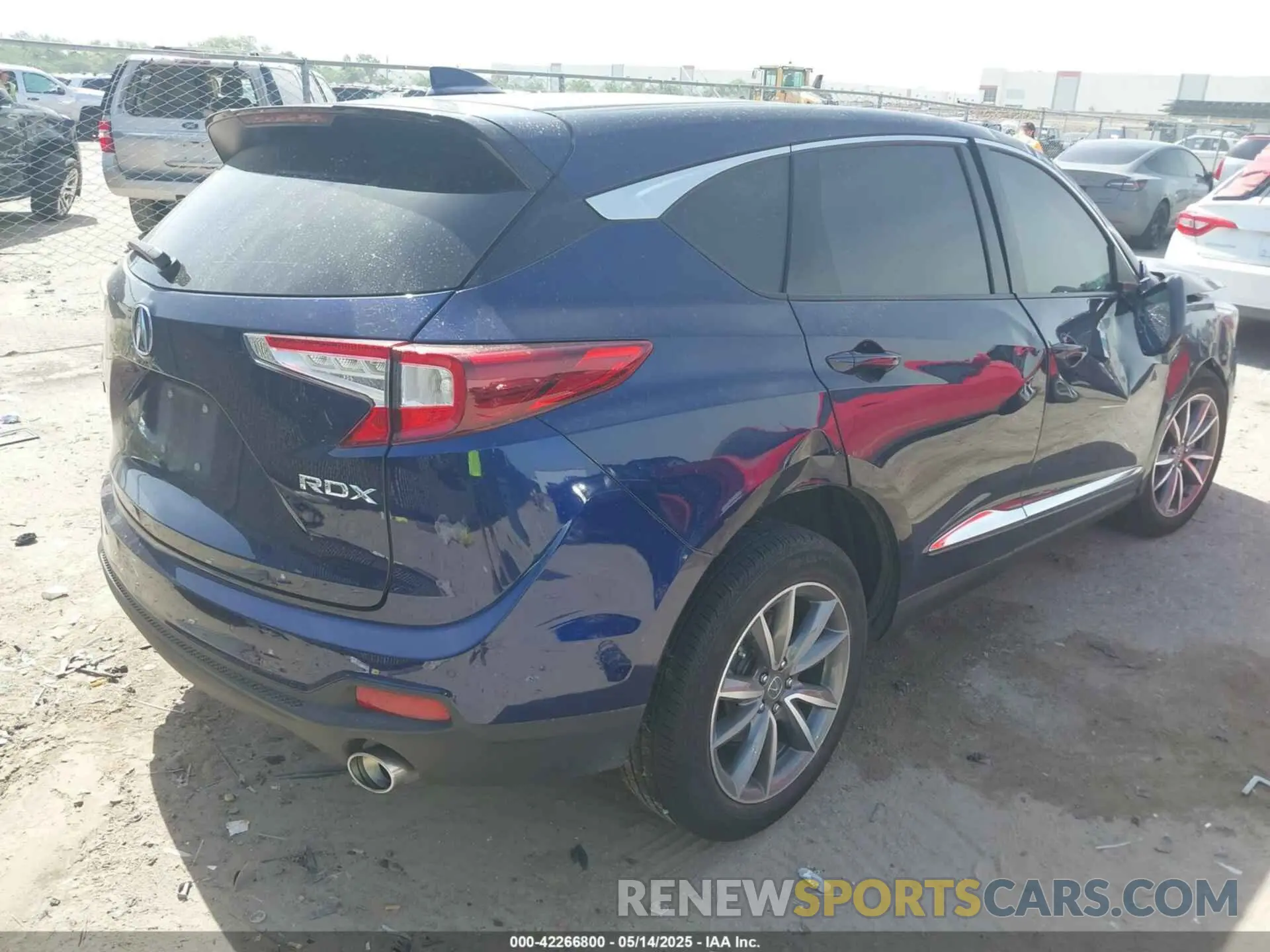4 Photograph of a damaged car 5J8TC1H5XML011202 ACURA RDX 2021