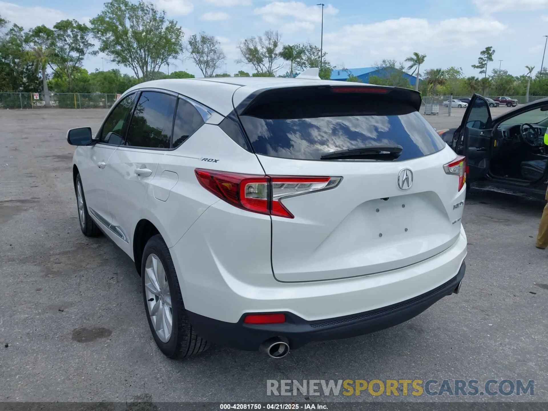 12 Фотография поврежденного автомобиля 5J8TC2H33ML005391 ACURA RDX 2021
