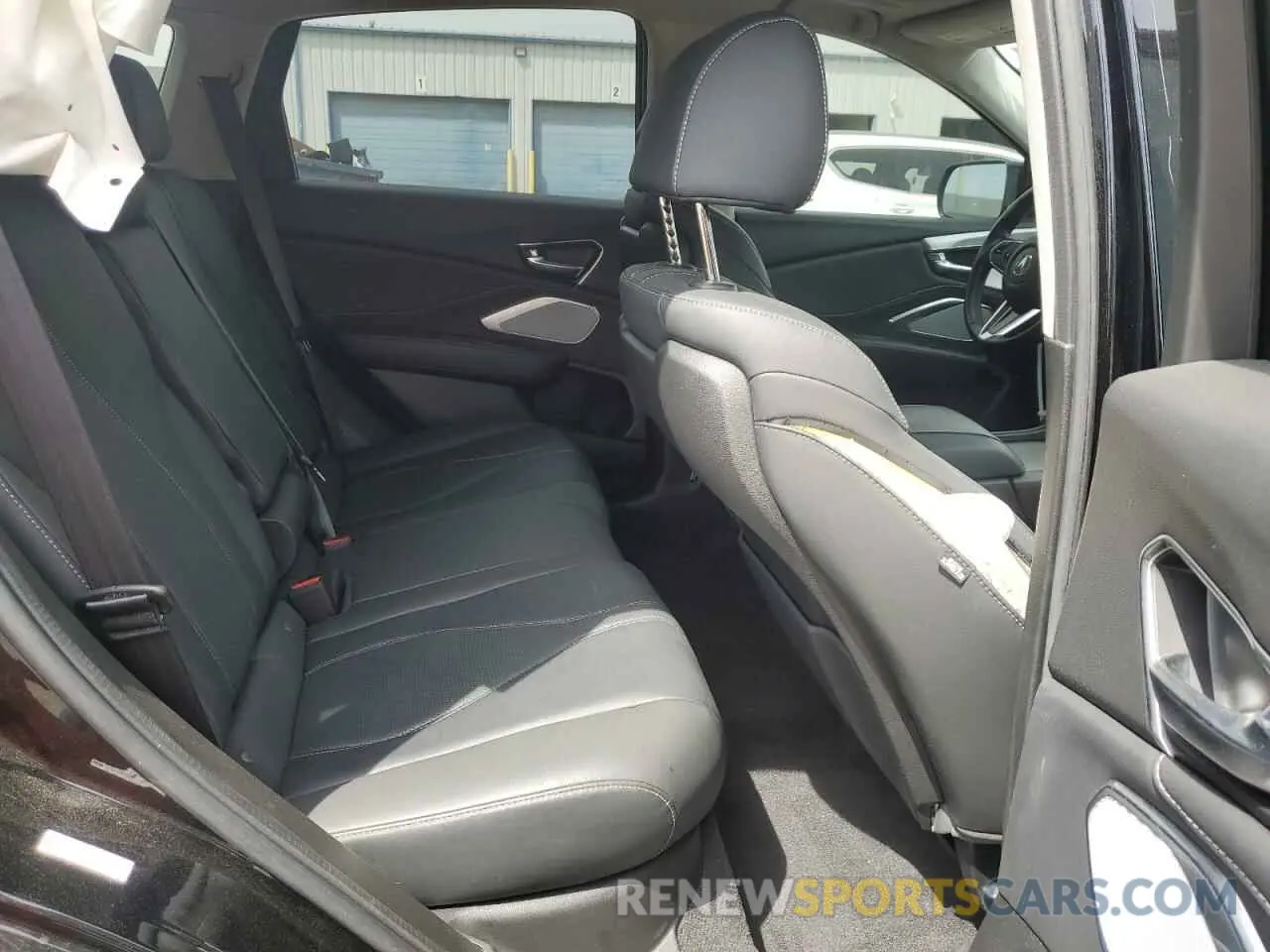 11 Photograph of a damaged car 5J8TC2H53ML011483 ACURA RDX 2021