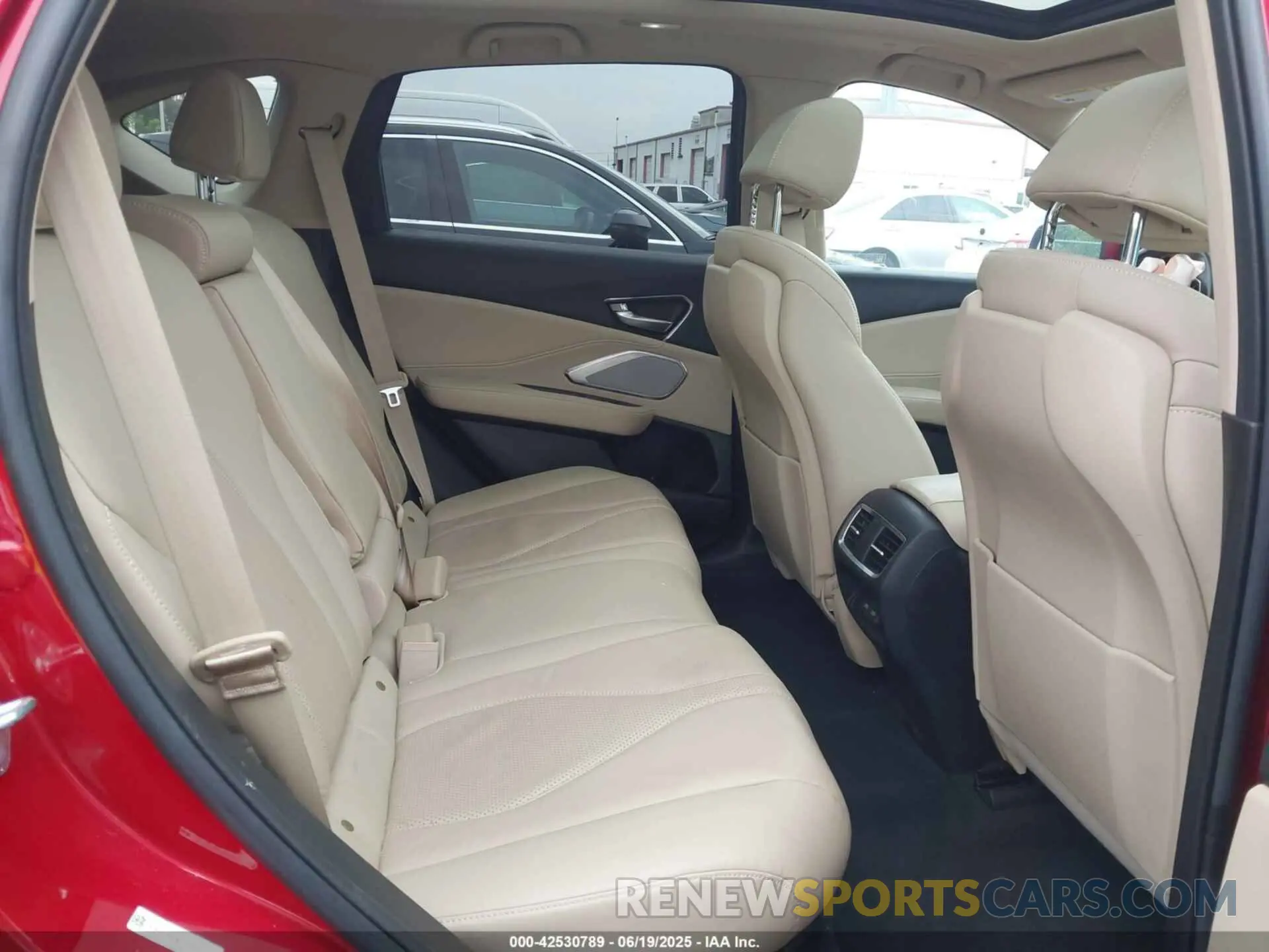 8 Photograph of a damaged car 5J8TC2H57ML027332 ACURA RDX 2021