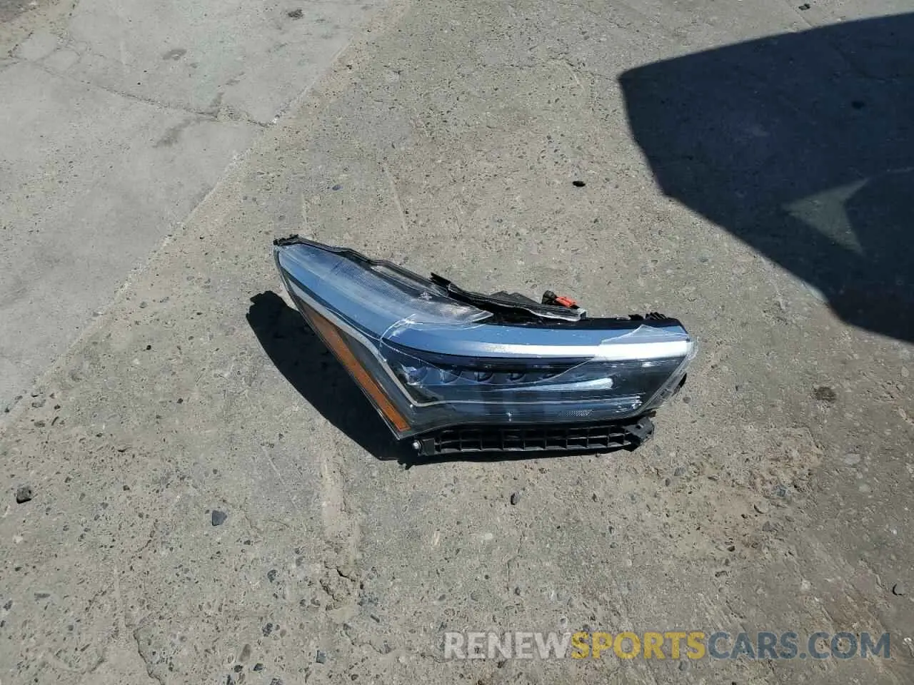 13 Photograph of a damaged car 5J8TC2H58ML005789 ACURA RDX 2021