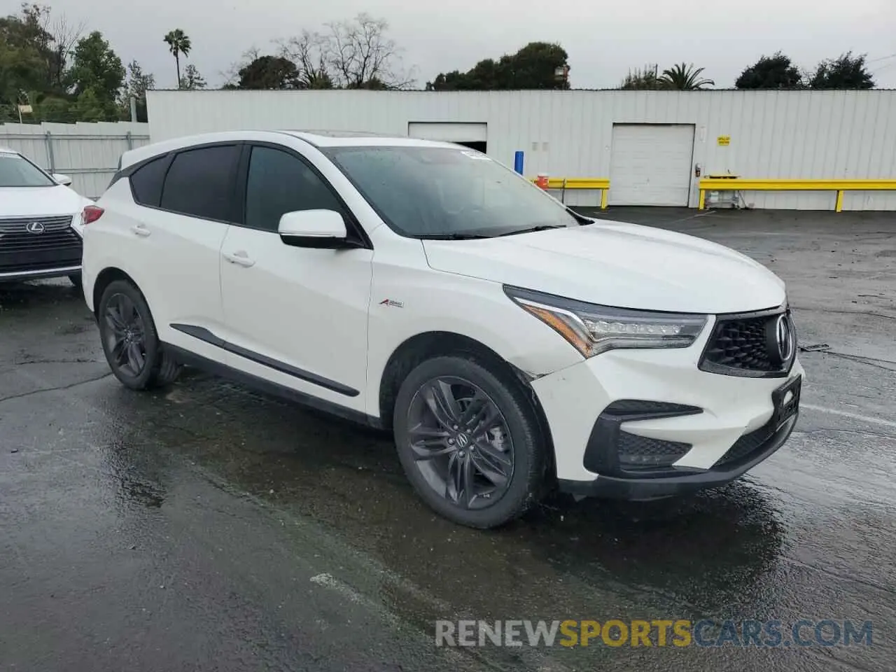 4 Photograph of a damaged car 5J8TC2H60ML010963 ACURA RDX 2021