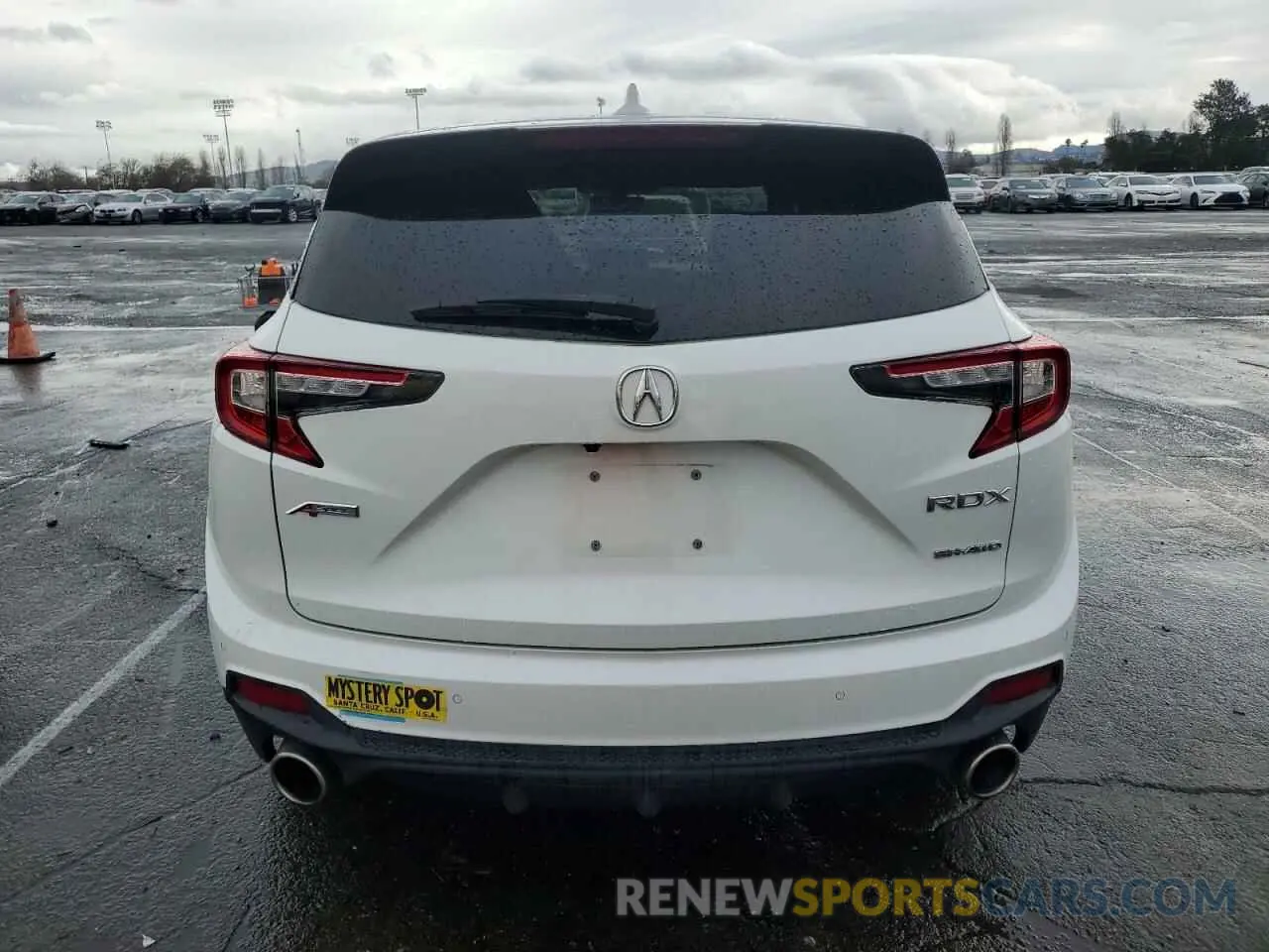 6 Photograph of a damaged car 5J8TC2H60ML010963 ACURA RDX 2021