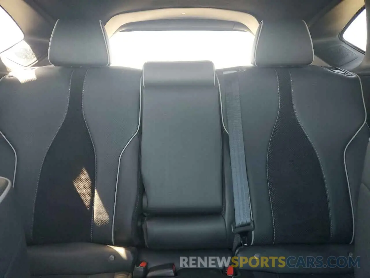 10 Фотография поврежденного автомобиля 5J8TC2H64ML000095 ACURA RDX 2021