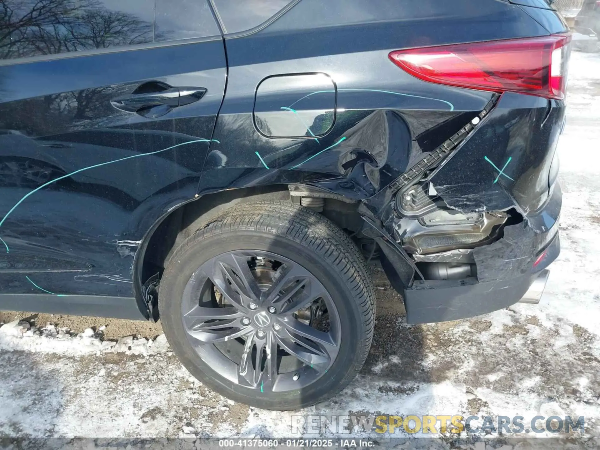 6 Photograph of a damaged car 5J8TC2H64ML022078 ACURA RDX 2021