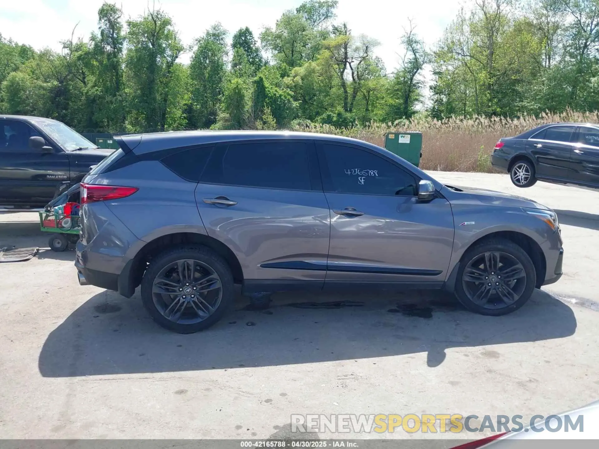 13 Photograph of a damaged car 5J8TC2H65ML001269 ACURA RDX 2021