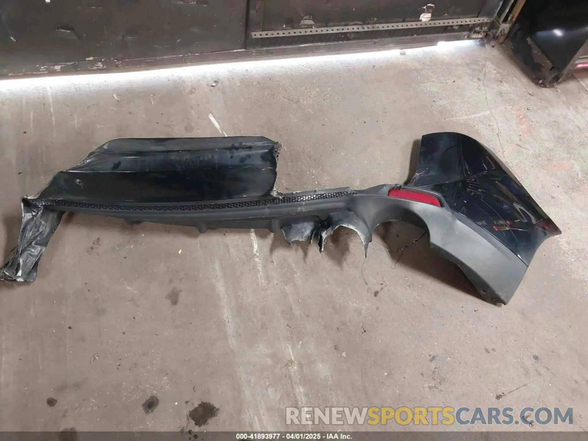 12 Photograph of a damaged car 5J8TC2H66ML026858 ACURA RDX 2021
