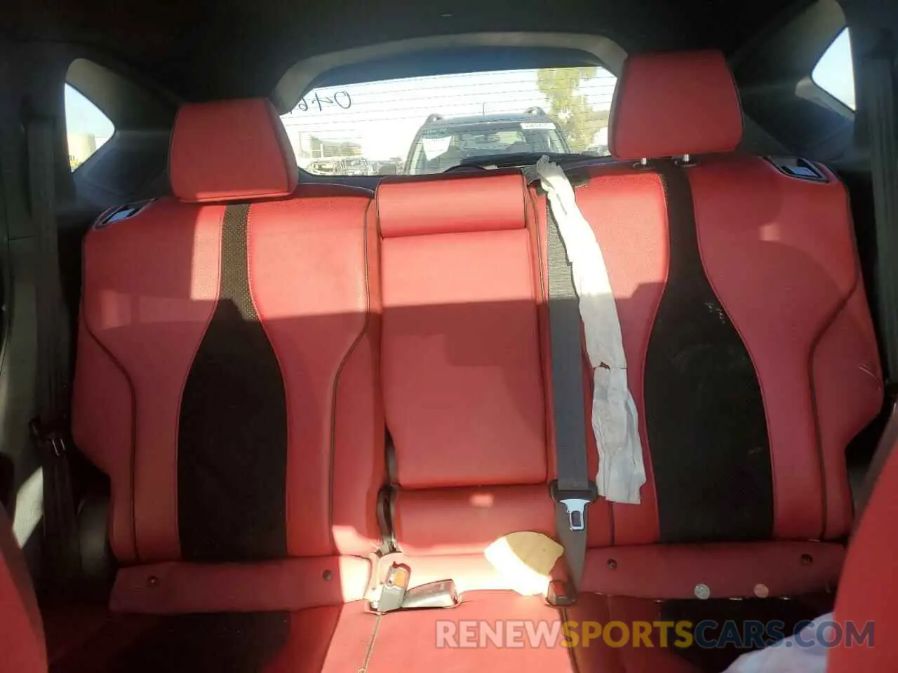 10 Photograph of a damaged car 5J8TC2H69ML010461 ACURA RDX 2021