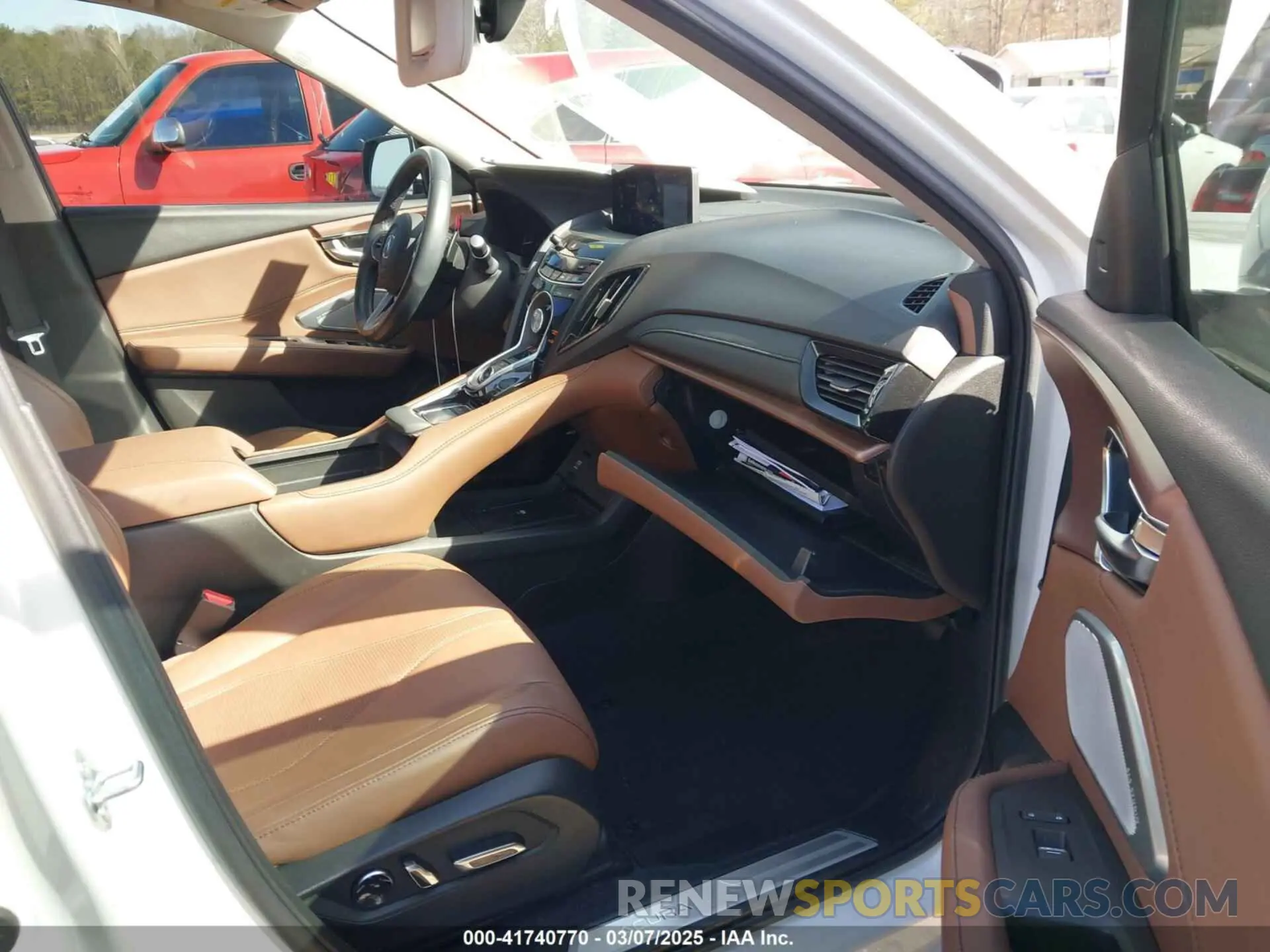 5 Photograph of a damaged car 5J8TC1H58NL003746 ACURA RDX 2022