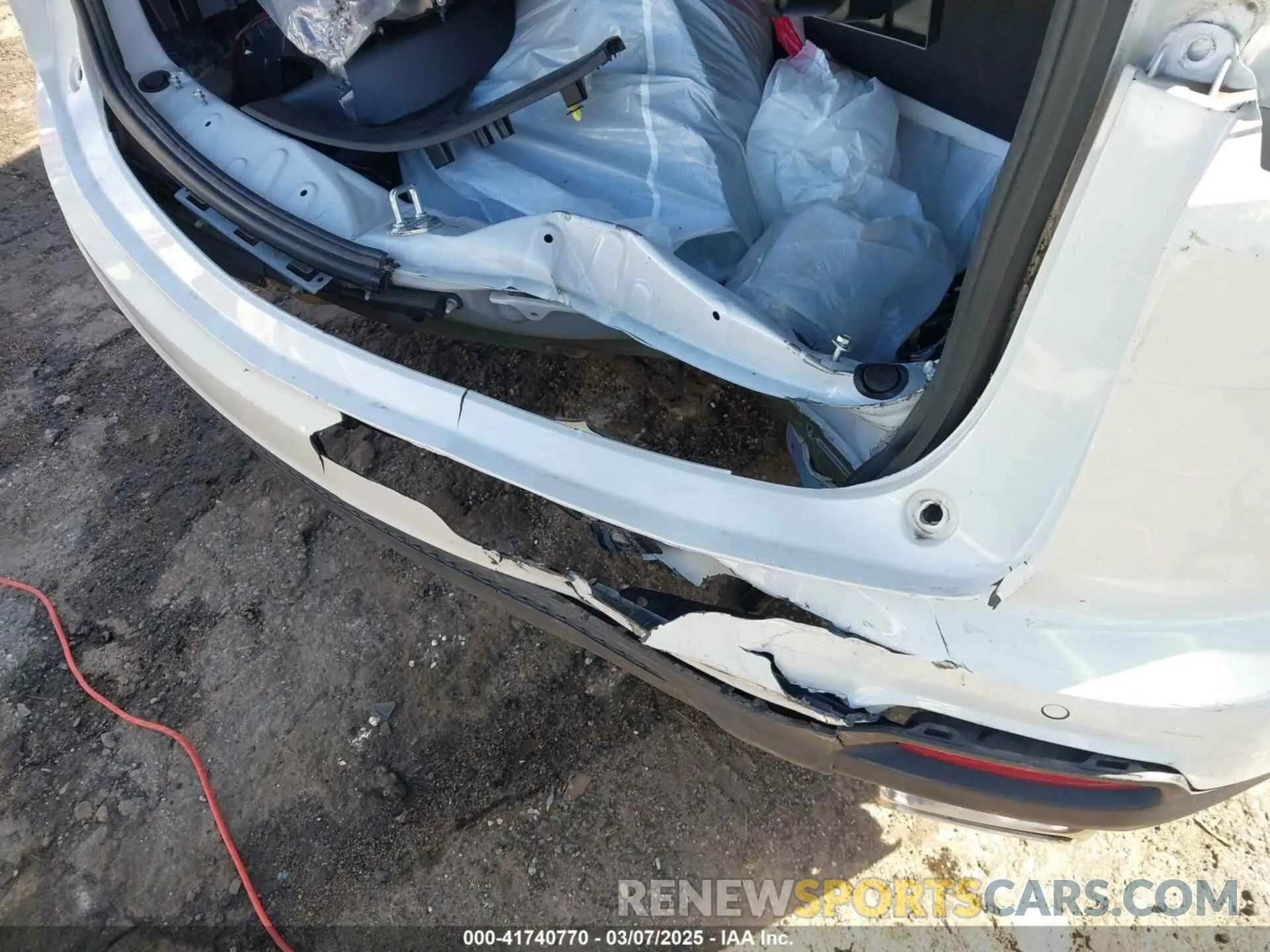 6 Photograph of a damaged car 5J8TC1H58NL003746 ACURA RDX 2022