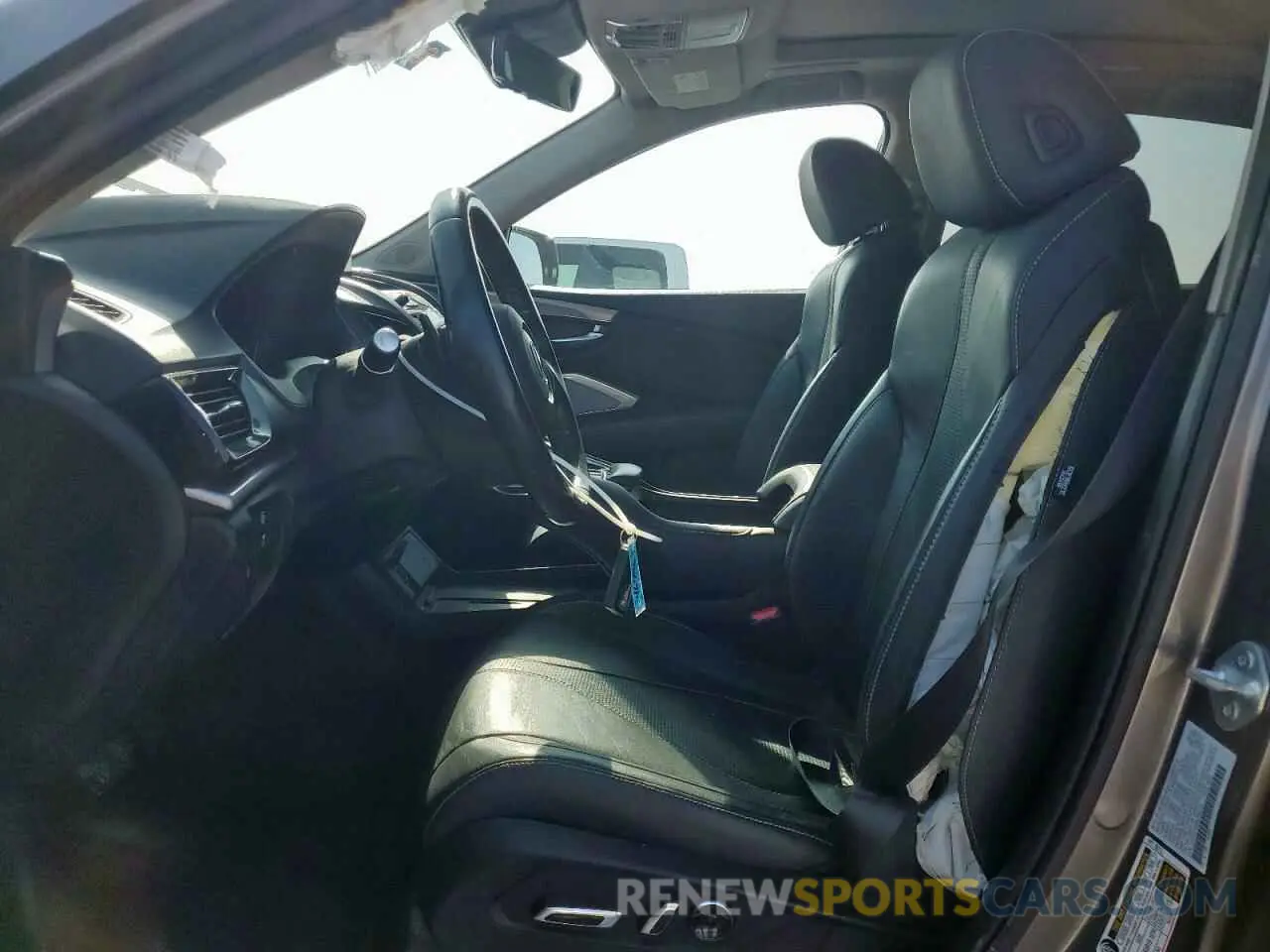 7 Photograph of a damaged car 5J8TC1H59NL006218 ACURA RDX 2022