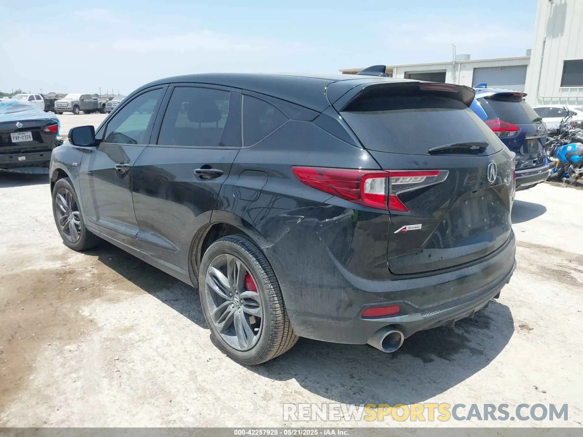 3 Фотография поврежденного автомобиля 5J8TC1H6XNL006589 ACURA RDX 2022