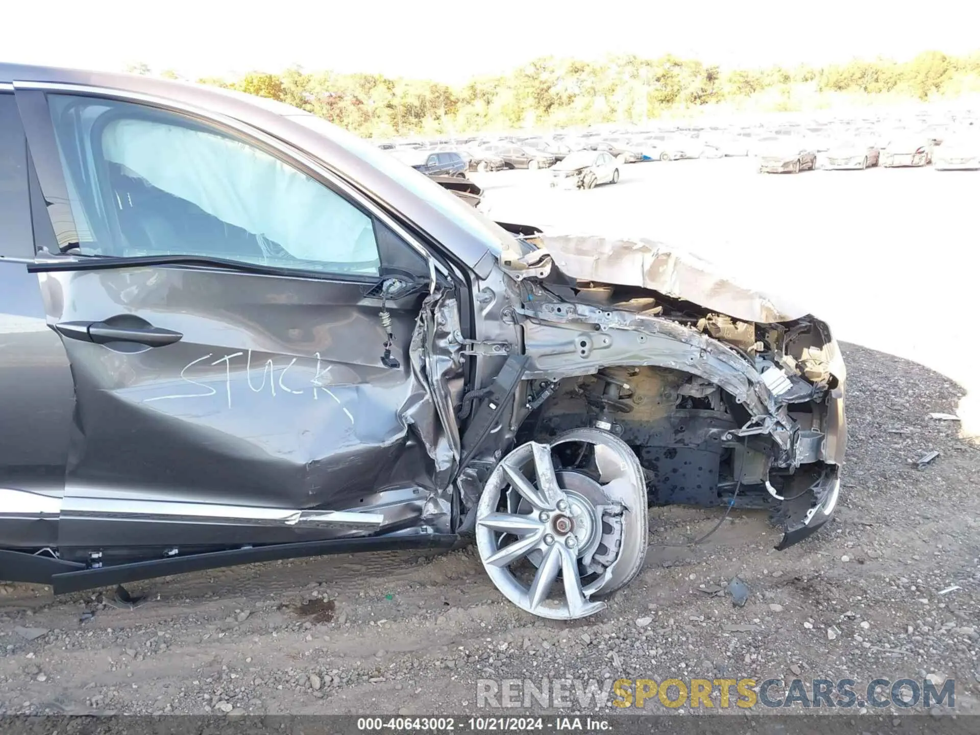 6 Photograph of a damaged car 5J8TC2H33NL002038 ACURA RDX 2022