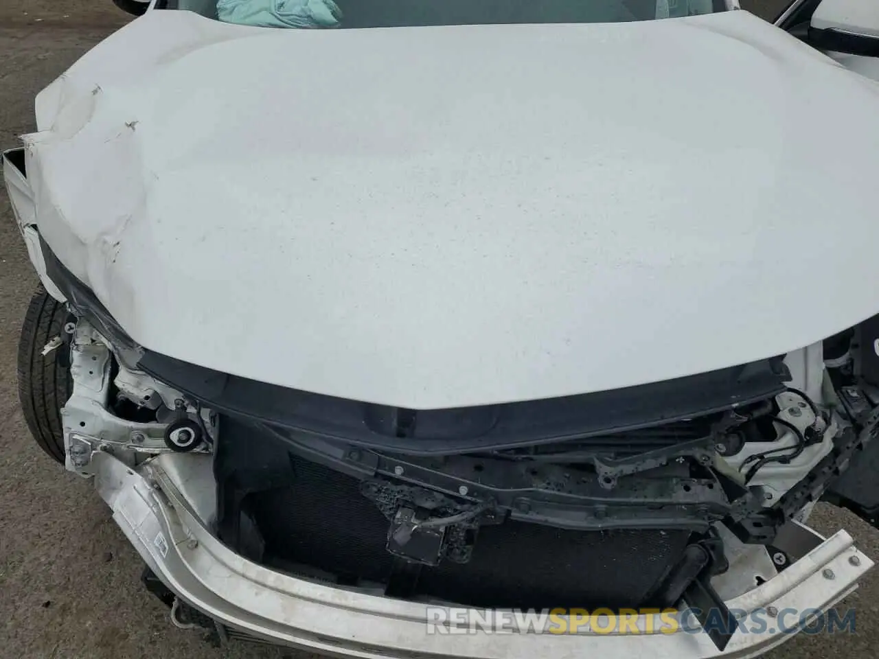 13 Photograph of a damaged car 5J8TC2H70NL003201 ACURA RDX 2022
