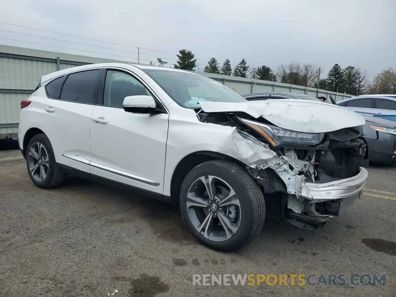 4 Photograph of a damaged car 5J8TC2H70NL003201 ACURA RDX 2022
