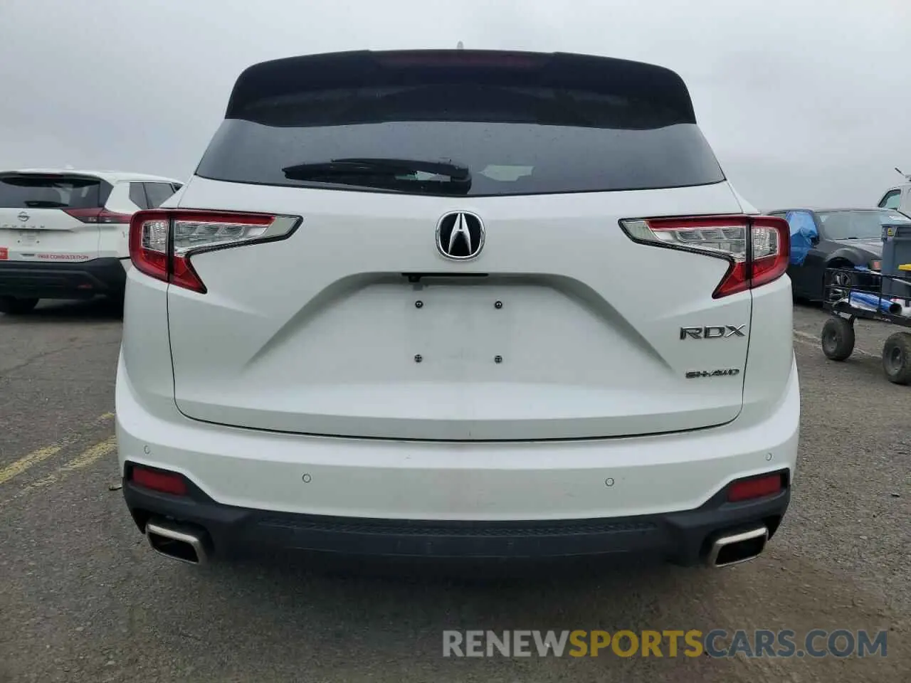 6 Photograph of a damaged car 5J8TC2H70NL003201 ACURA RDX 2022