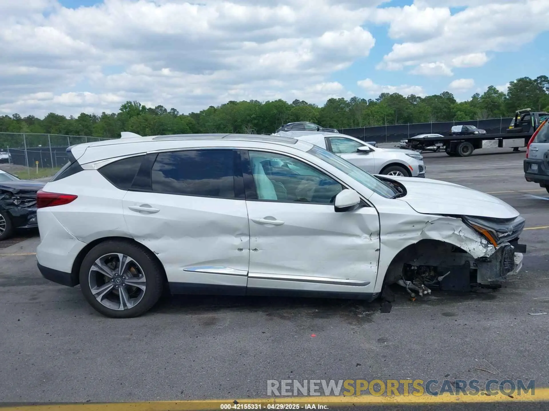 14 Photograph of a damaged car 5J8TC2H72NL009713 ACURA RDX 2022