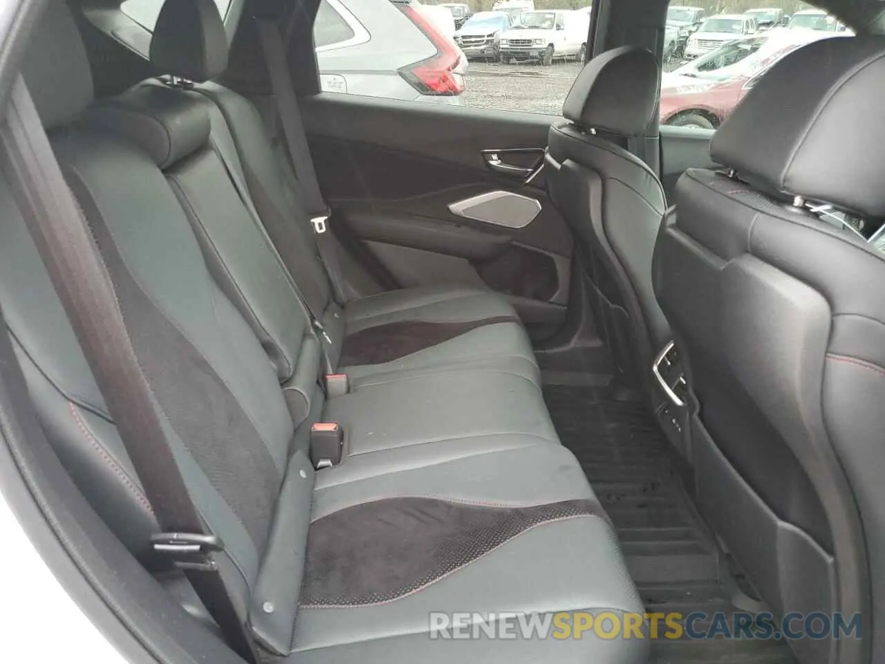 11 Photograph of a damaged car 5J8TC2H89NL009202 ACURA RDX 2022
