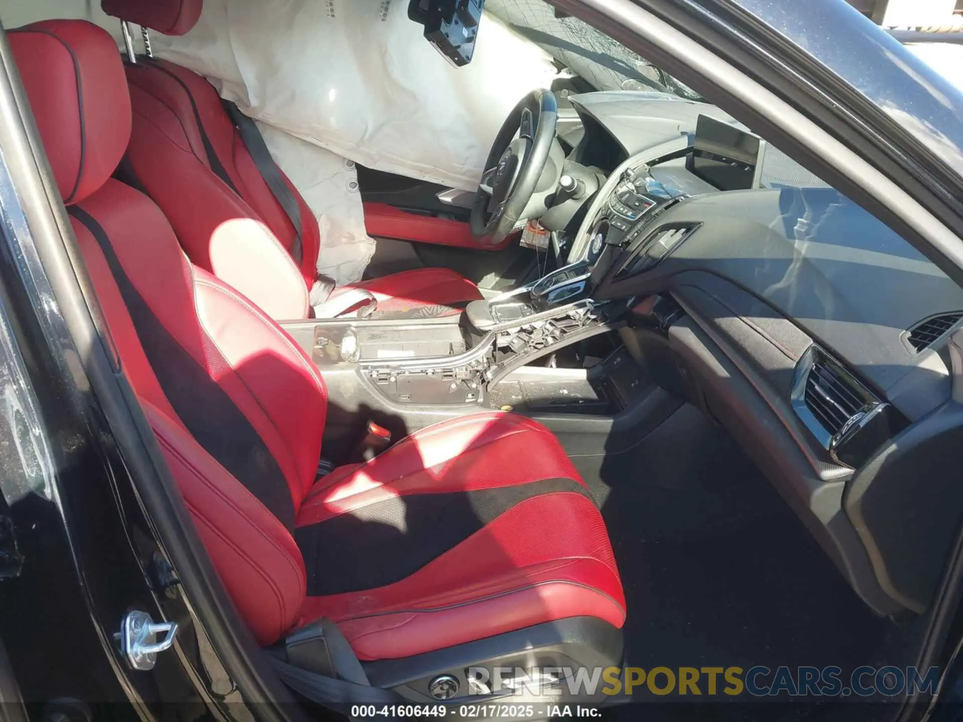 5 Photograph of a damaged car 5J8TC2H67PL019891 ACURA RDX 2023