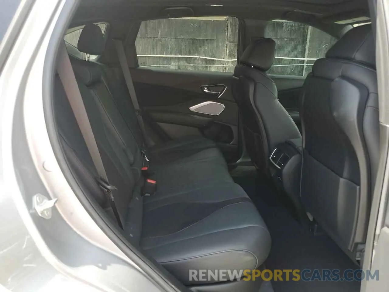 10 Photograph of a damaged car 5J8TC2H6XPL005175 ACURA RDX 2023