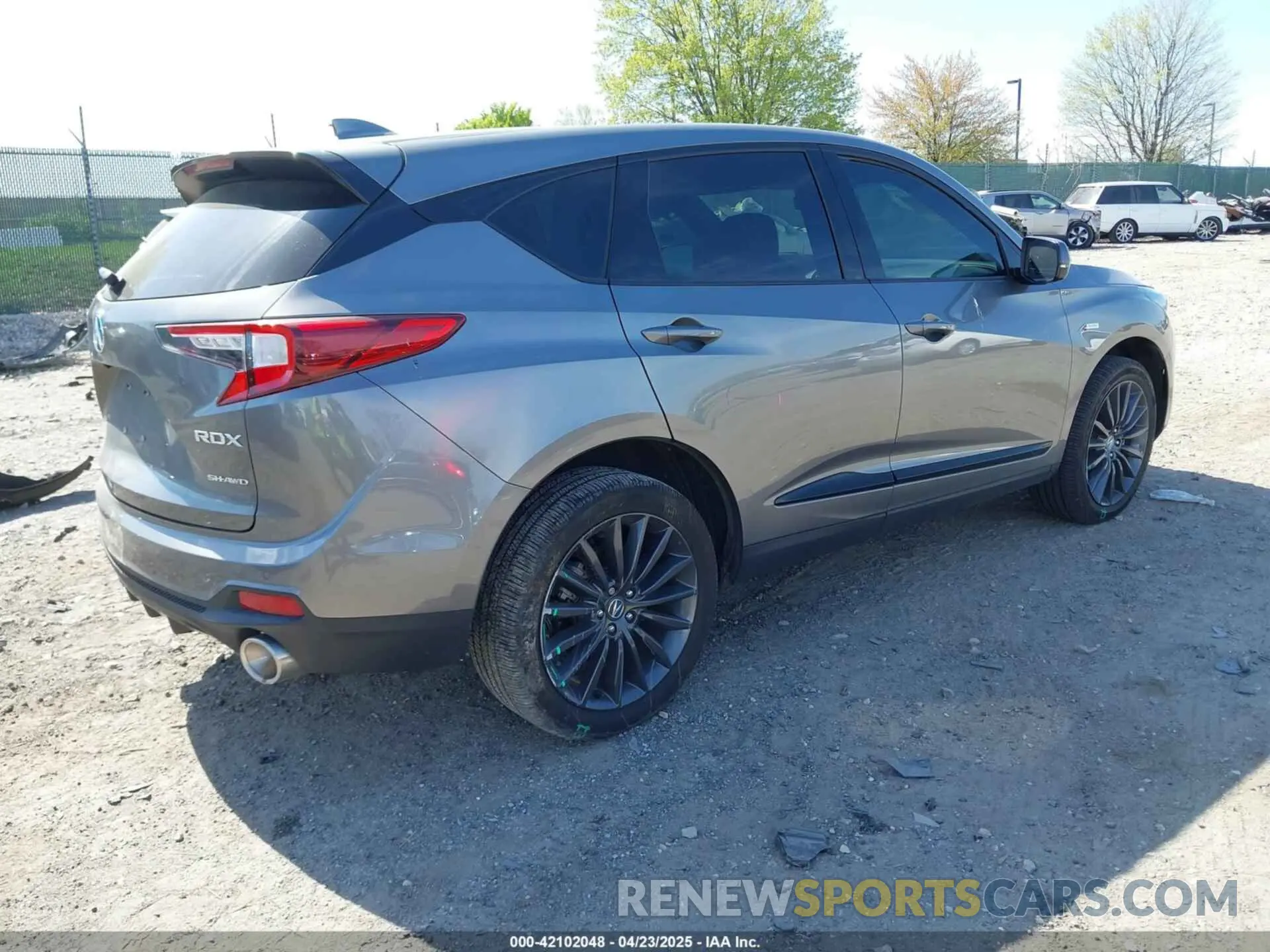 4 Фотография поврежденного автомобиля 5J8TC2H8XPL013018 ACURA RDX 2023