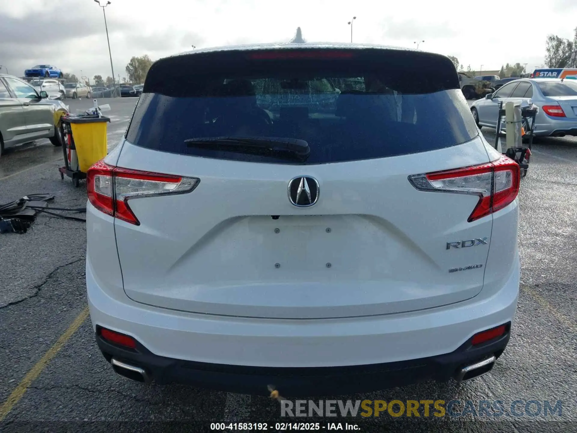 17 Photograph of a damaged car 5J8TC2H31RL012072 ACURA RDX 2024