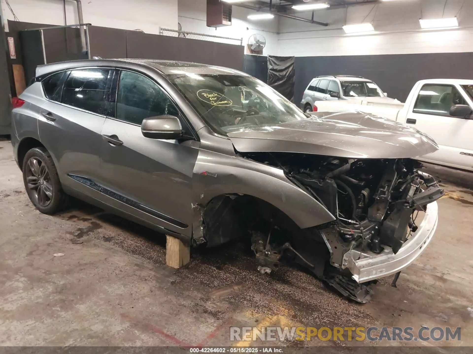 1 Photograph of a damaged car 5J8TC2H69RL039031 ACURA RDX 2024