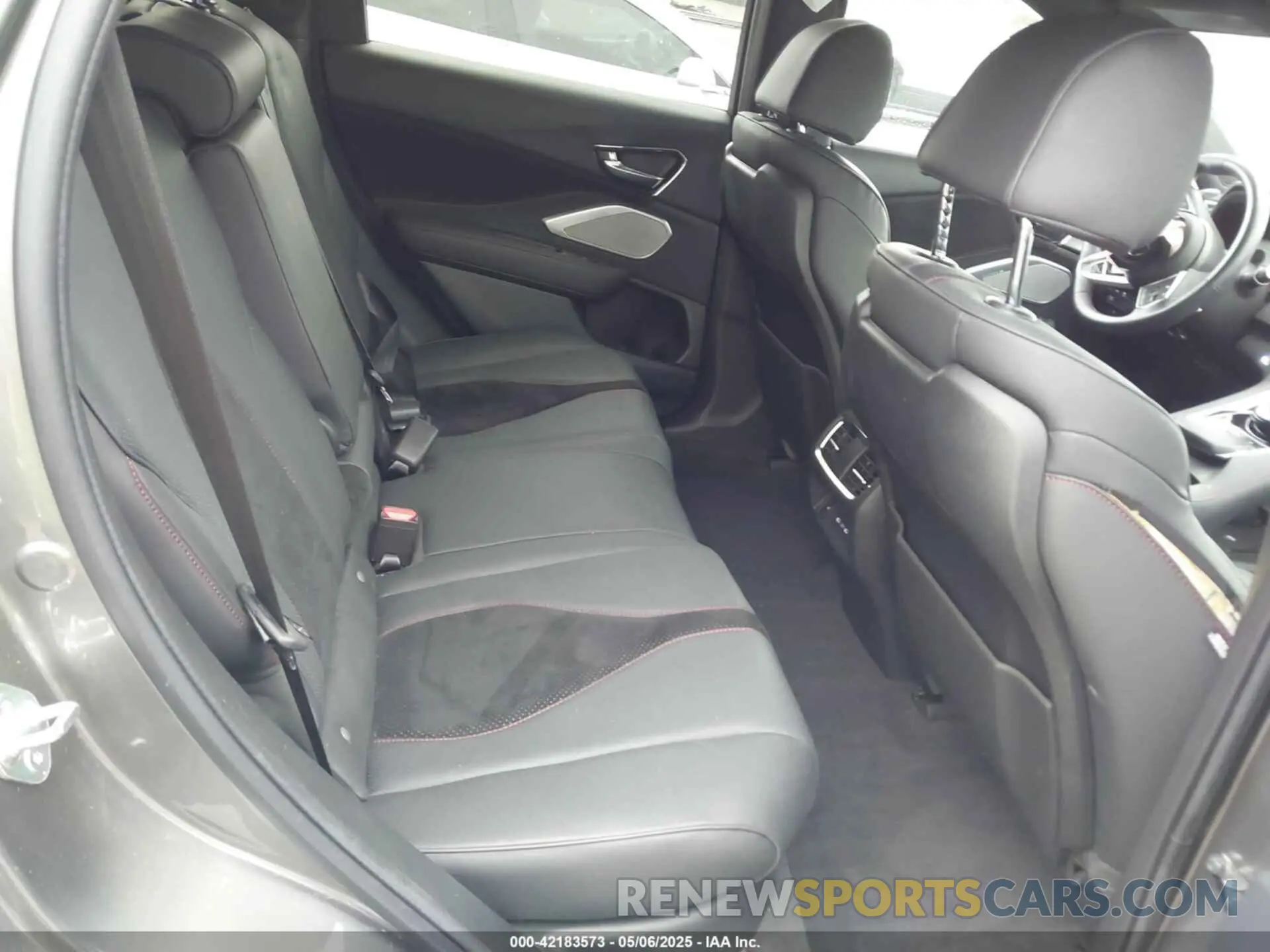 8 Photograph of a damaged car 5J8TC2H81RL017803 ACURA RDX 2024