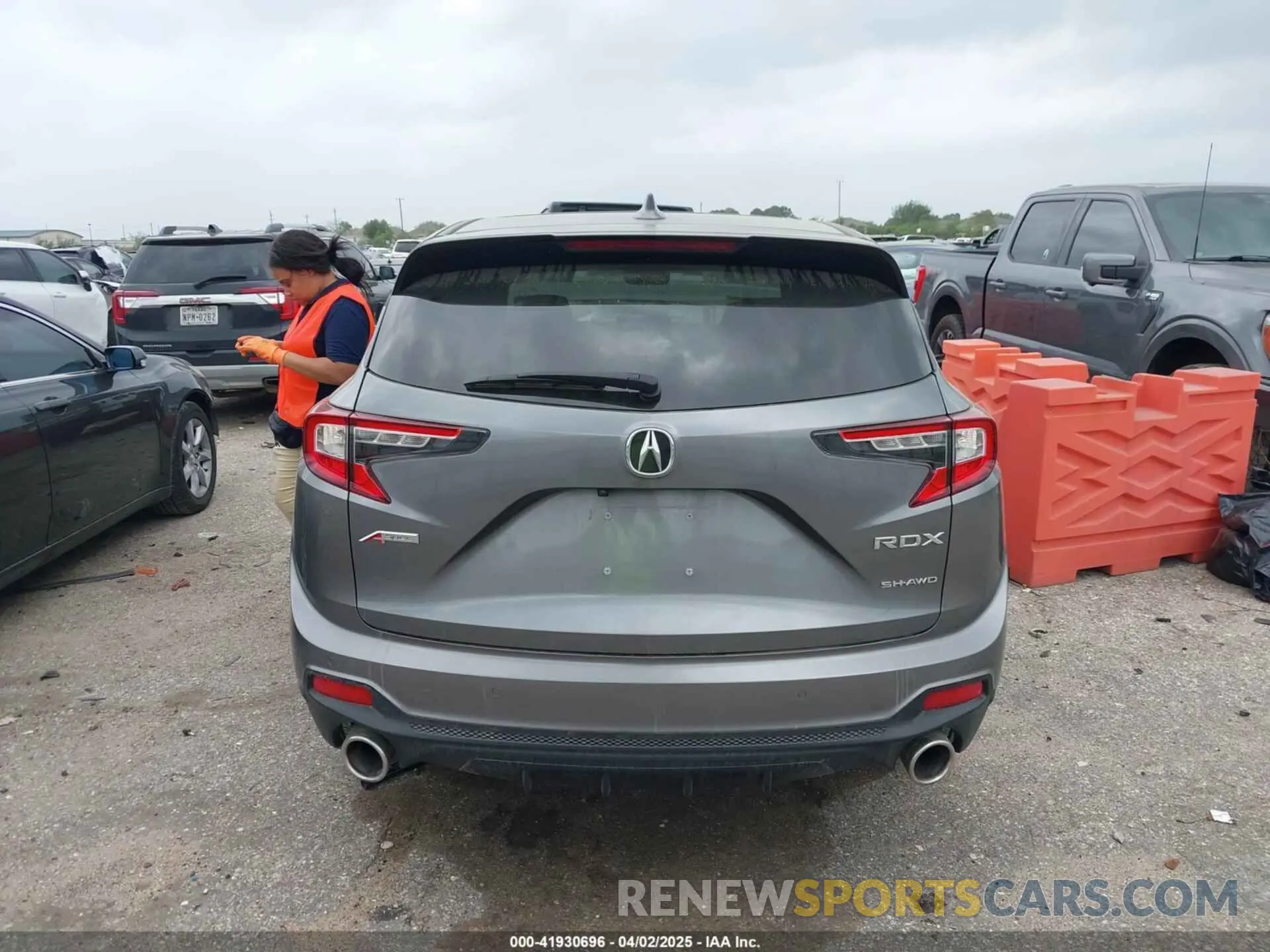 16 Photograph of a damaged car 5J8TC2H84RL025510 ACURA RDX 2024