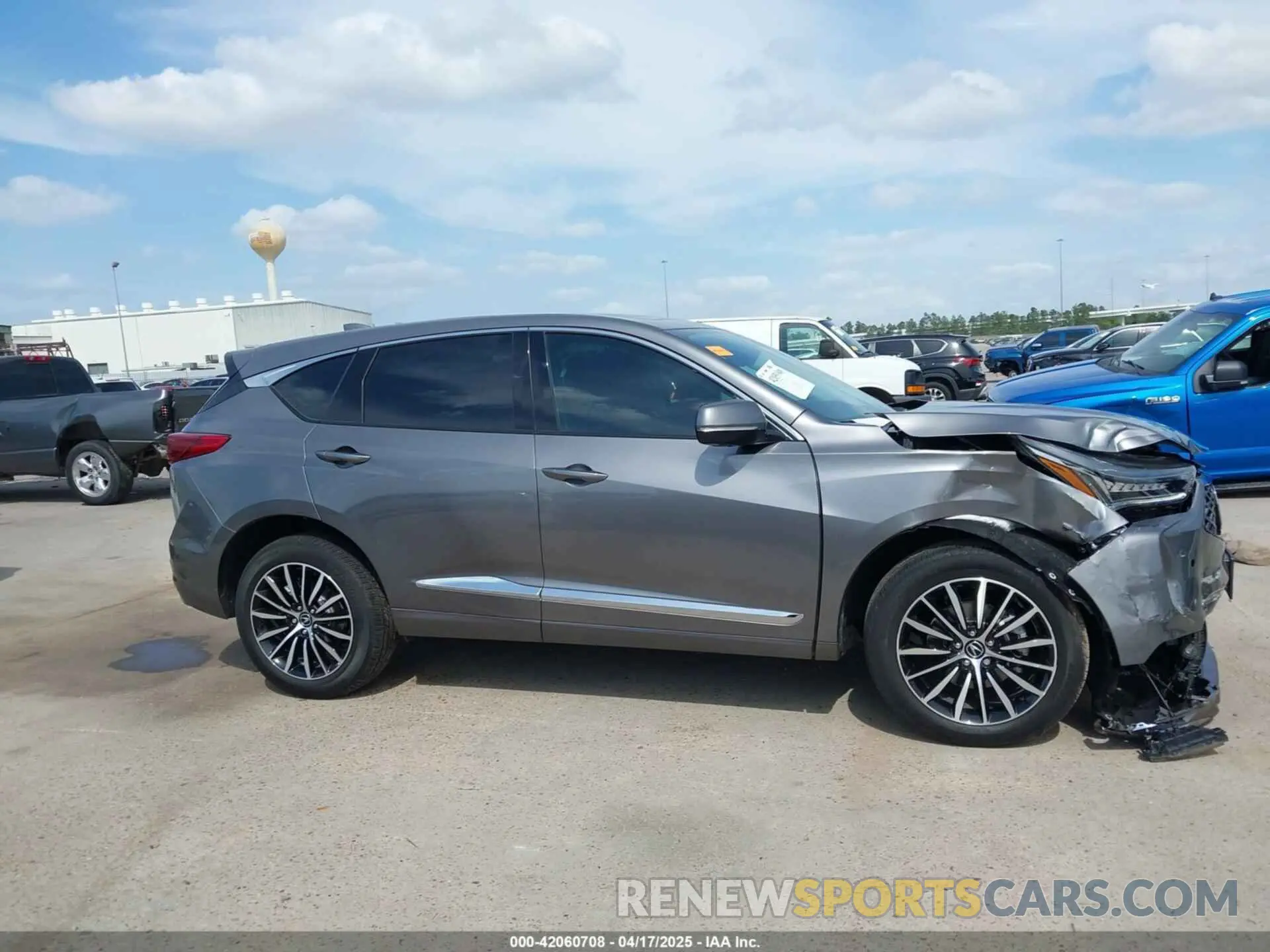 13 Photograph of a damaged car 5J8TC2H77SL001439 ACURA RDX 2025