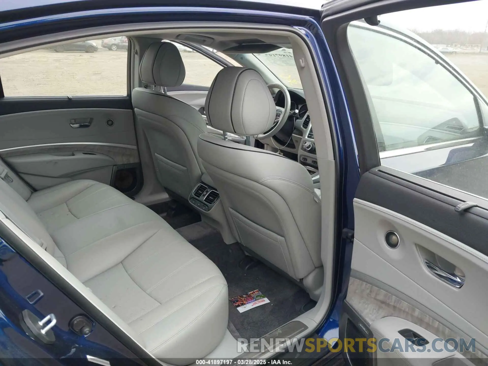 8 Photograph of a damaged car JH4KC2F97KC000076 ACURA RLX 2019