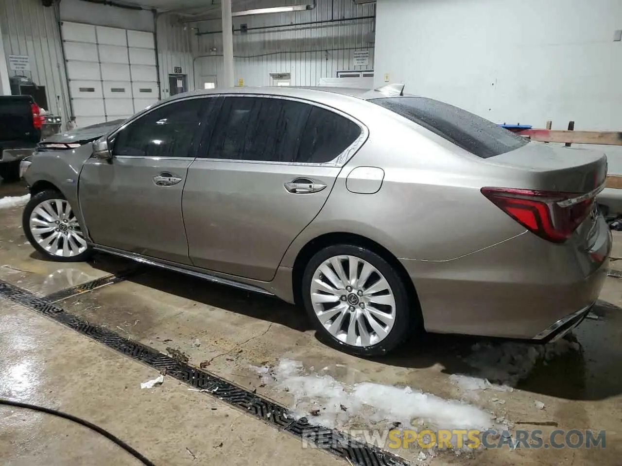 2 Photograph of a damaged car JH4KC2F92LC000133 ACURA RLX 2020