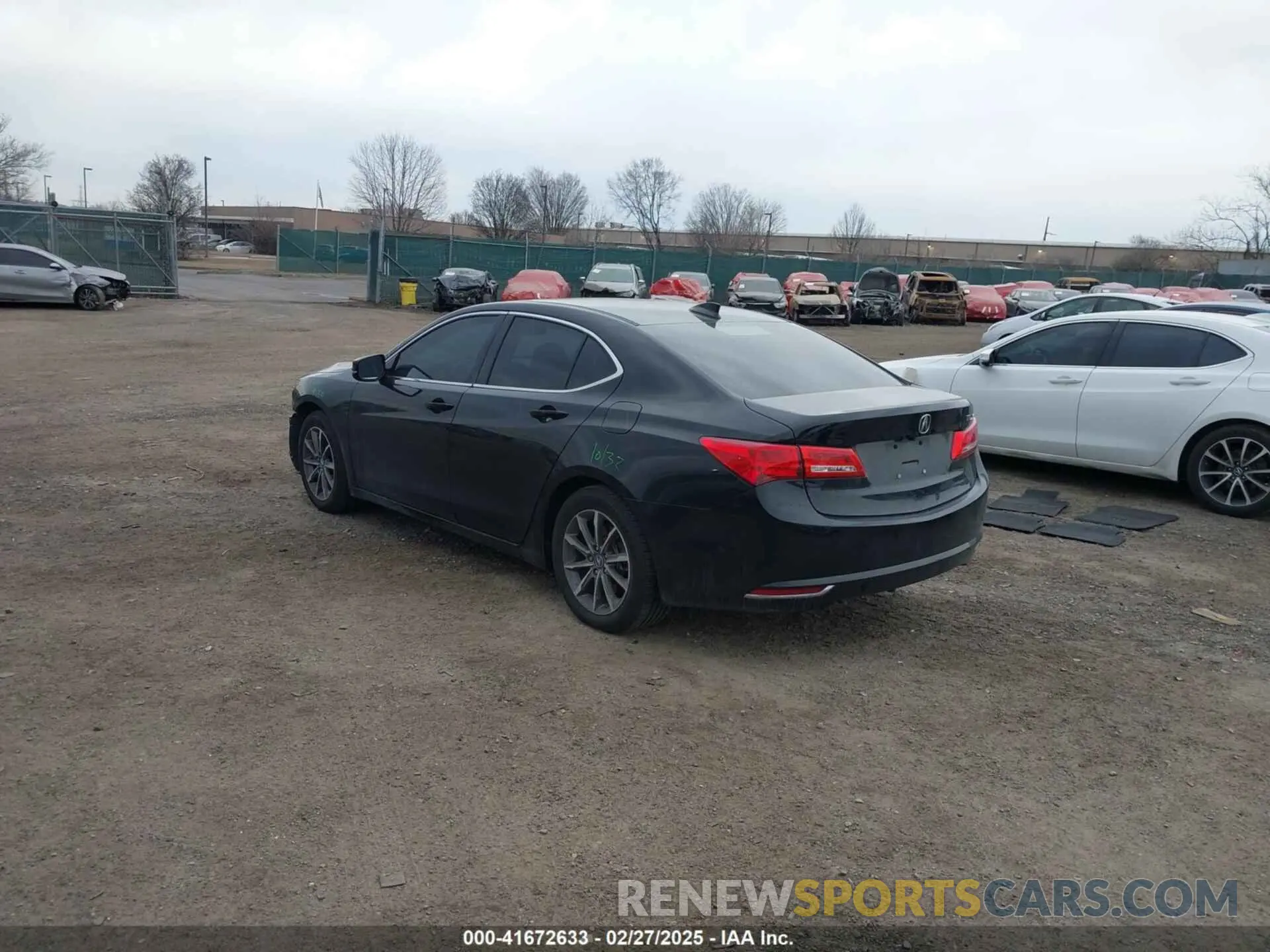 3 Фотография поврежденного автомобиля 19UUB1F30KA004471 ACURA TLX 2019