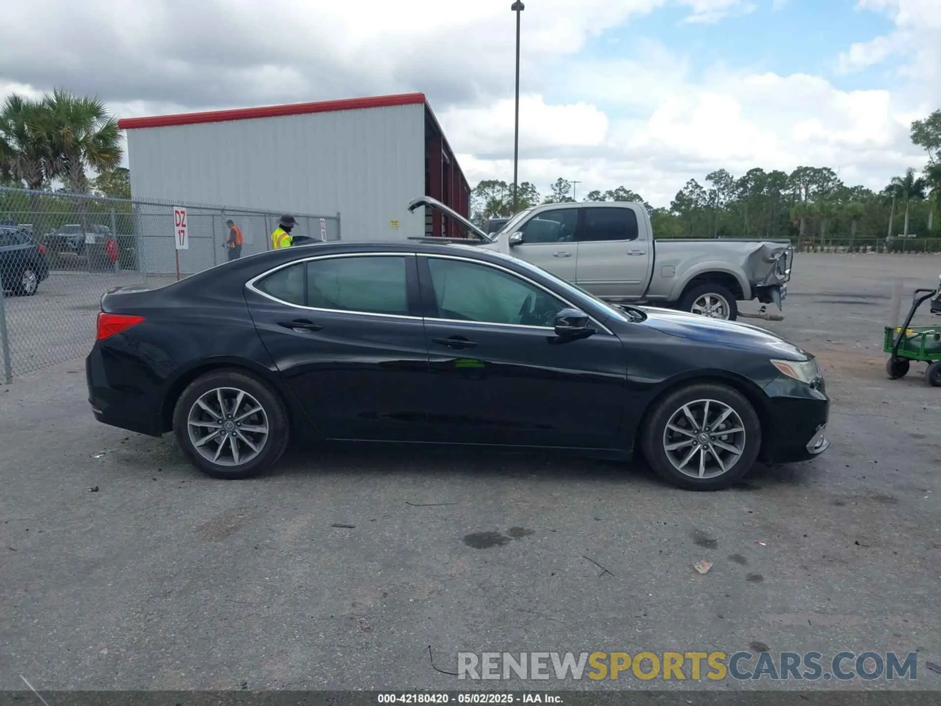 14 Photograph of a damaged car 19UUB1F33KA010488 ACURA TLX 2019