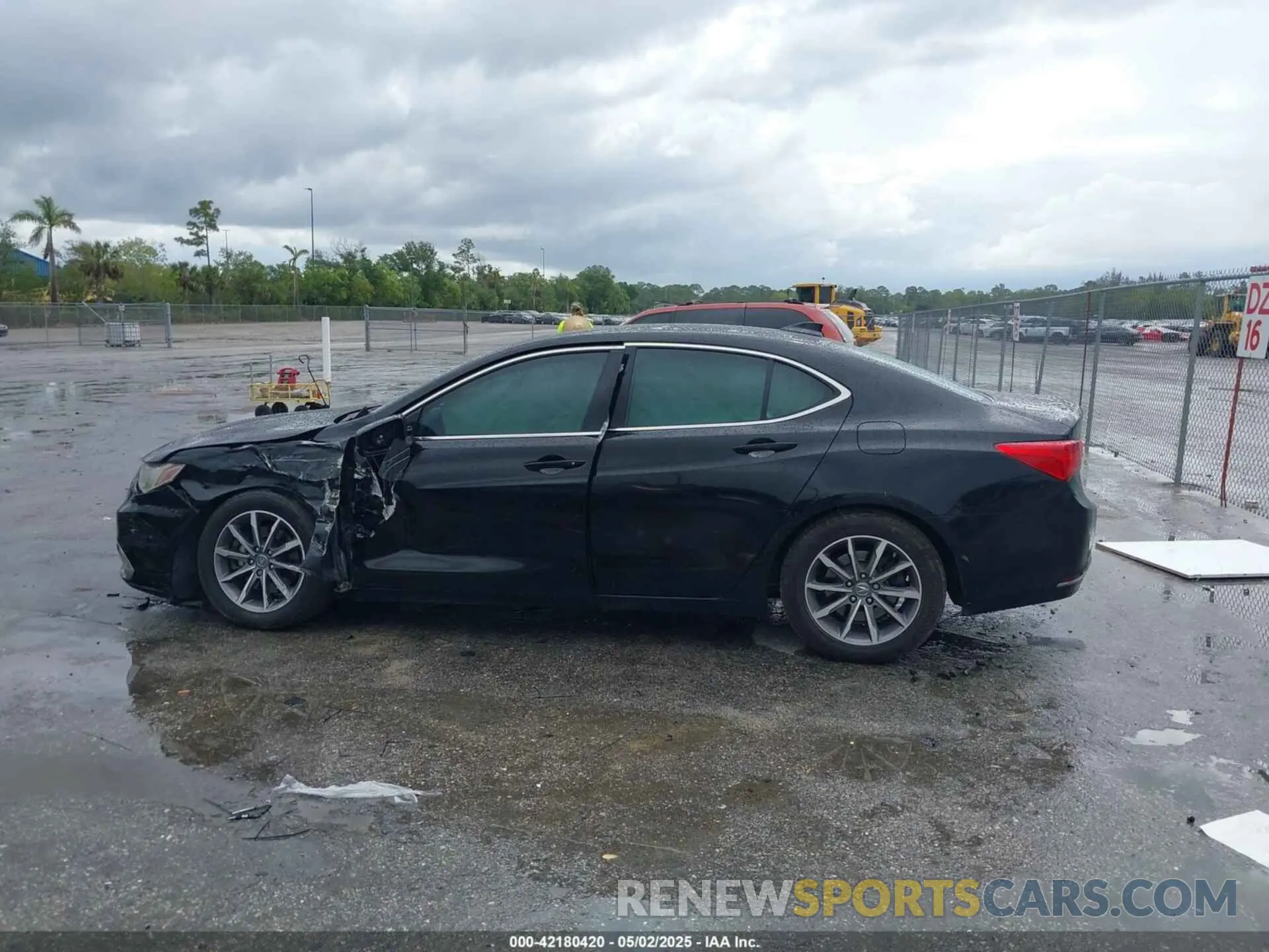 15 Photograph of a damaged car 19UUB1F33KA010488 ACURA TLX 2019