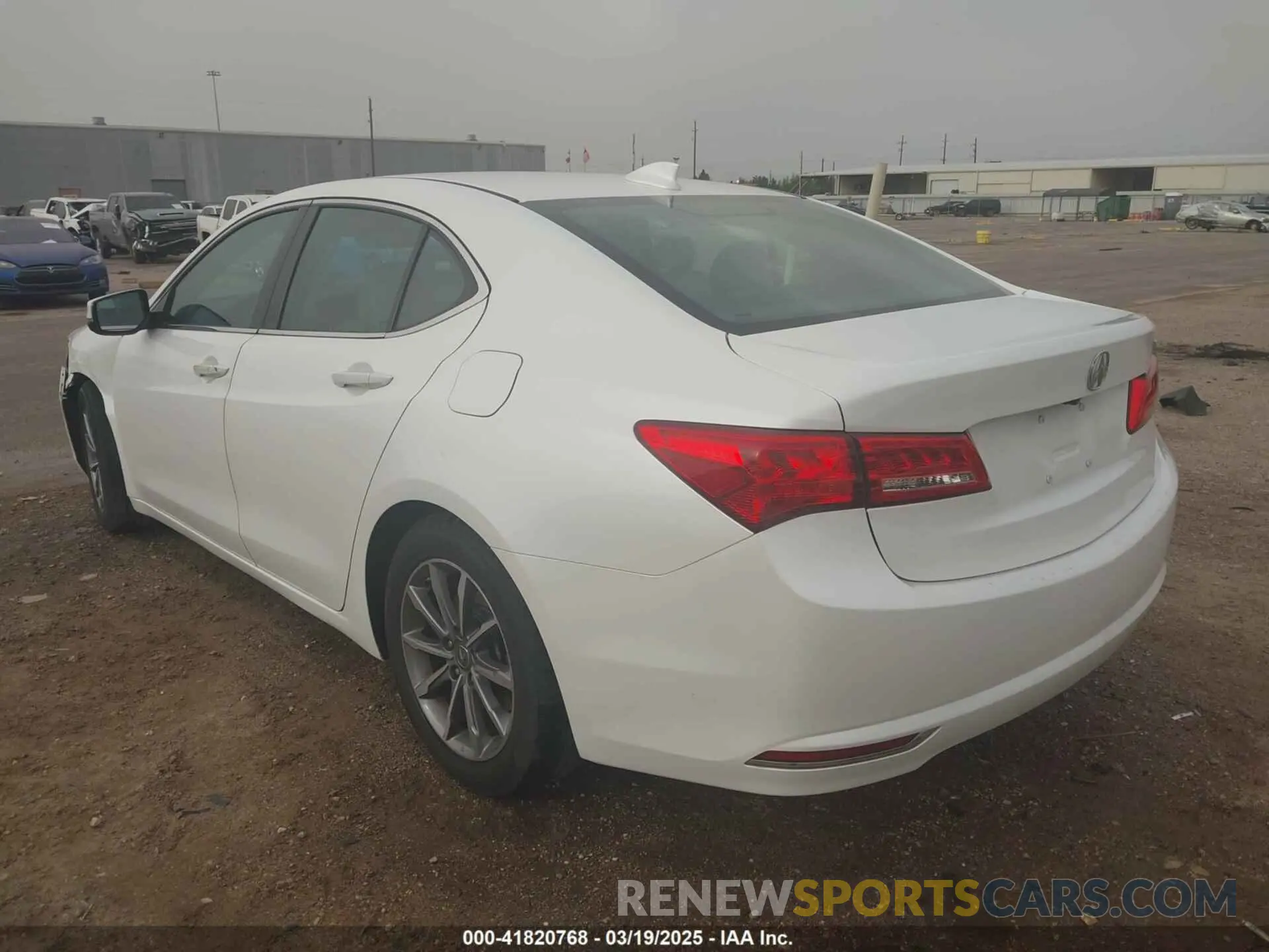 3 Фотография поврежденного автомобиля 19UUB1F36KA006211 ACURA TLX 2019