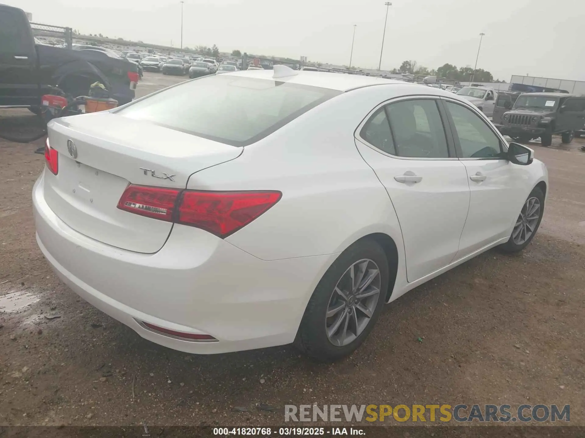 4 Фотография поврежденного автомобиля 19UUB1F36KA006211 ACURA TLX 2019
