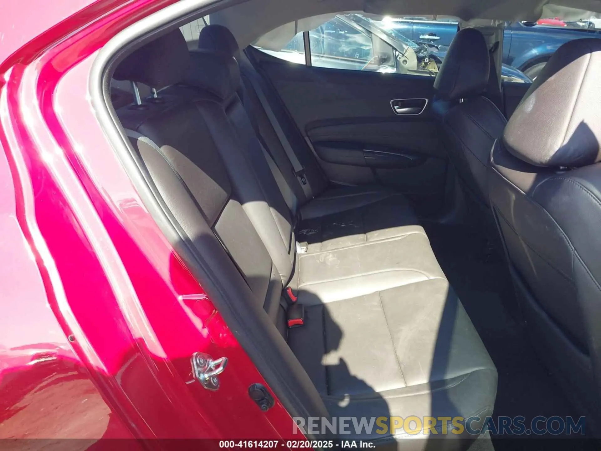 8 Photograph of a damaged car 19UUB1F36KA007116 ACURA TLX 2019
